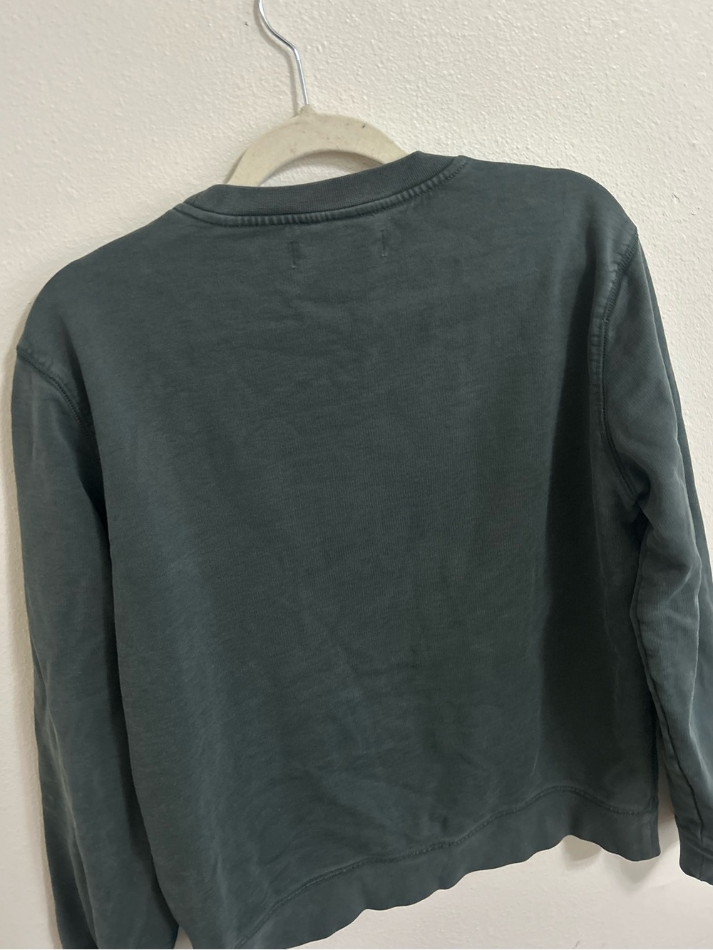 Everlane uniform grey crewneck sweatshirt - Picture 5 of 5